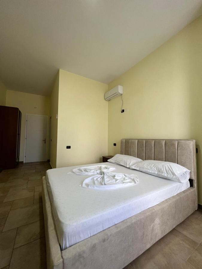 Hotel Antik Golem  Bagian luar foto